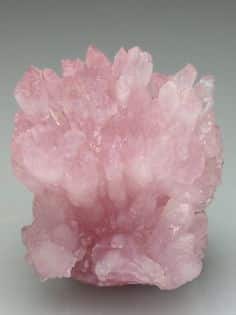 physical healing properties of rose quartz