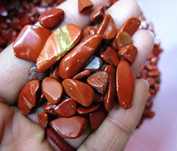 red jasper rock identification